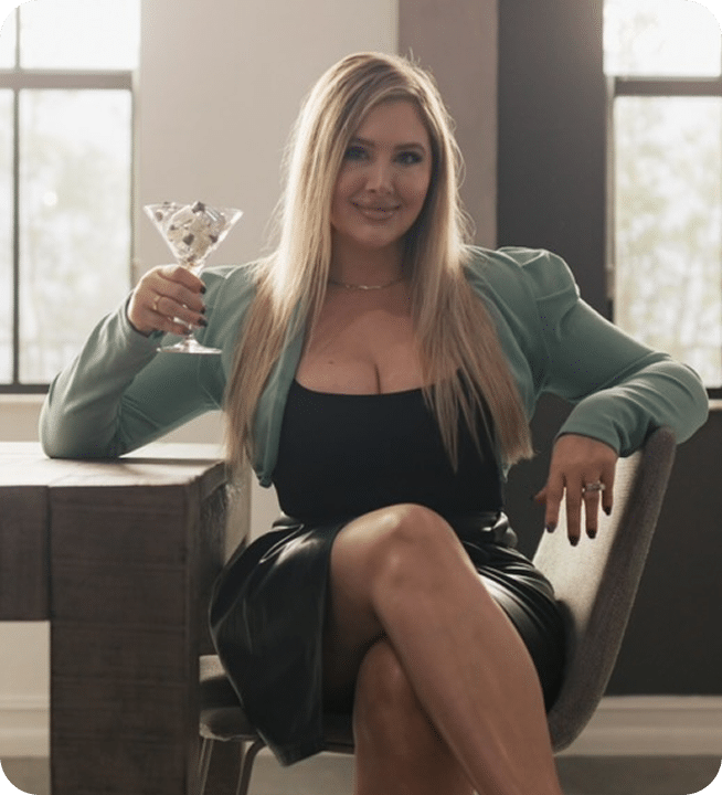 Julie Lorenzo@1.2x (1)